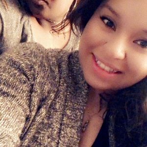 Meet your Posher, Leticia